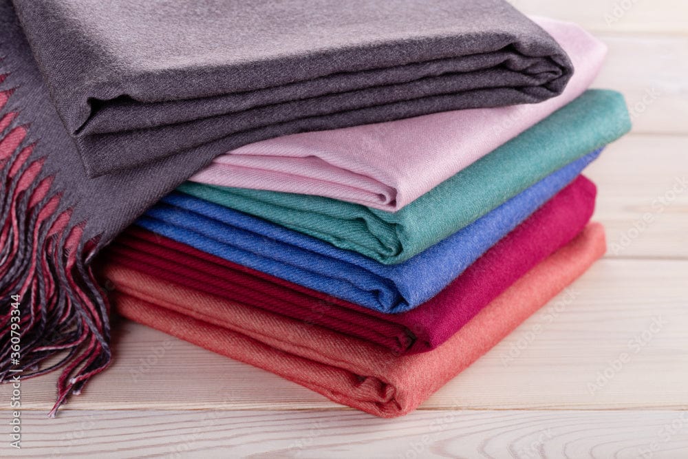 Cashmere scarfs